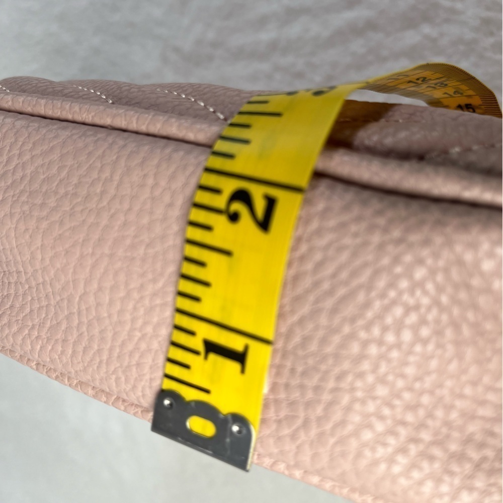Steve Madden Light Blush Small Handbag with Gold Hardware. - Picture 7 of 9